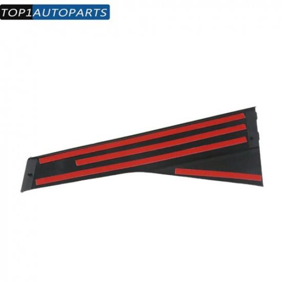 Новое для 2011 года - Jeep Grand Cherokee Накладка на среднюю стойку двери 57010448