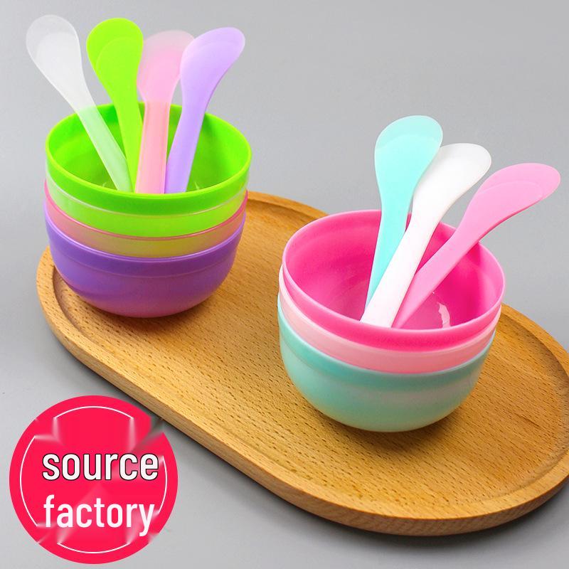 Набор пластиковых мисок для смешивания косметики: Включает среднюю миску и палочку для перемешивания маски